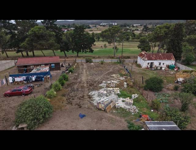 LAND FOR SALE IN ALBERTINIA